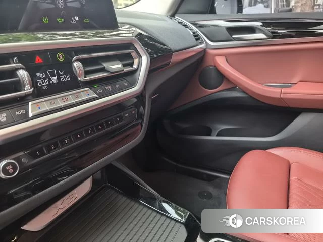 BMW X3 id 4299516 из Китая 19