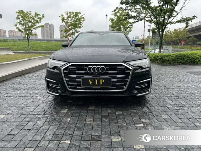 Audi A6L id 4313545 из Китая 10