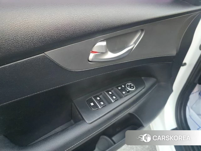 Kia Come New K3 id 3820593 из Кореи 18