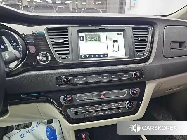 Kia The New Carnival id 4662798 из Кореи 18