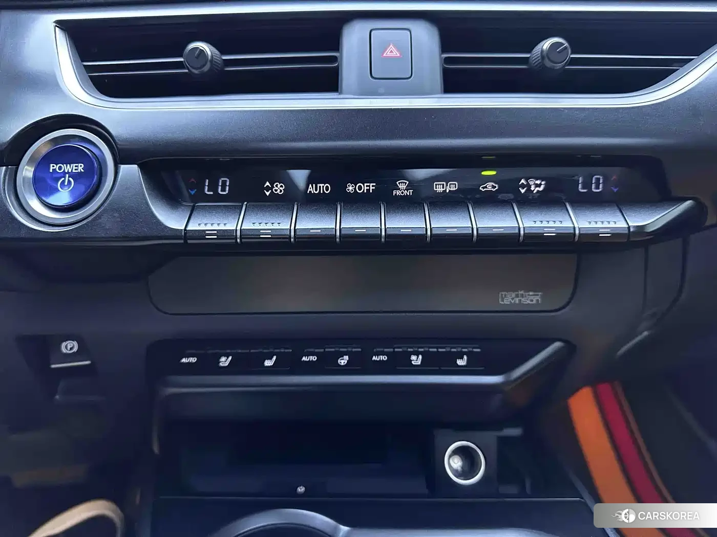 Lexus UX id 4622542 из Китая 24