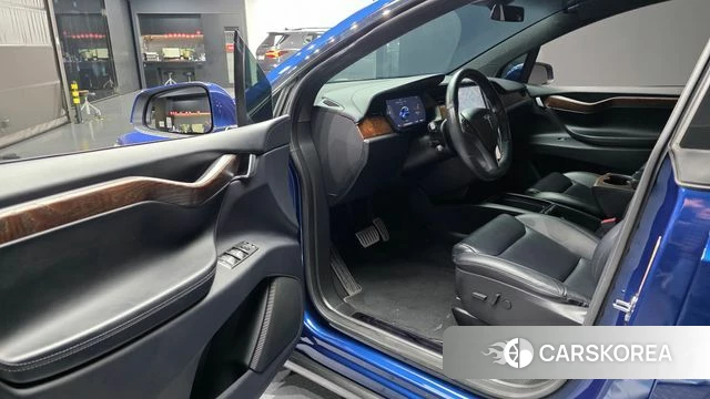 Tesla Model X id 4344766 из Кореи 36