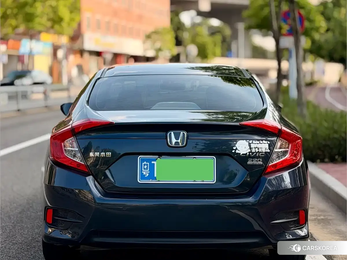 Honda Civic id 4576785 из Китая 15