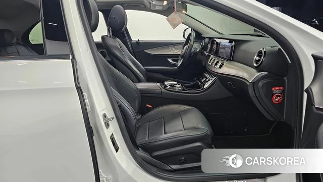 Mercedes-Benz E-Class W213 id 3885933 из Кореи 20