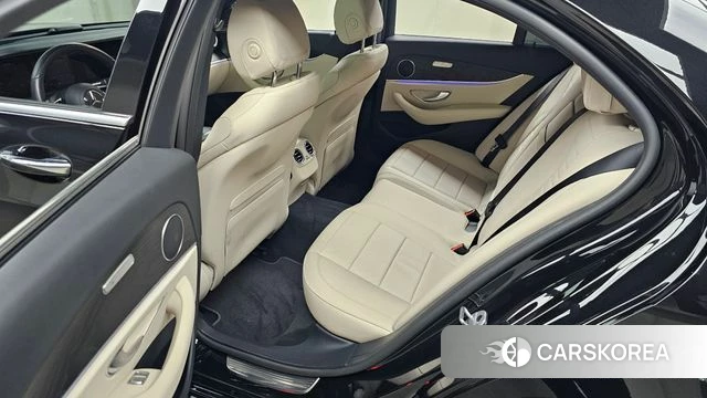 Mercedes-Benz E-Class W213 id 4608101 из Кореи 34