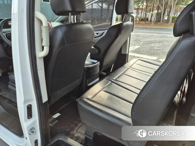 Hyundai Staria id 3982018 из Кореи 20