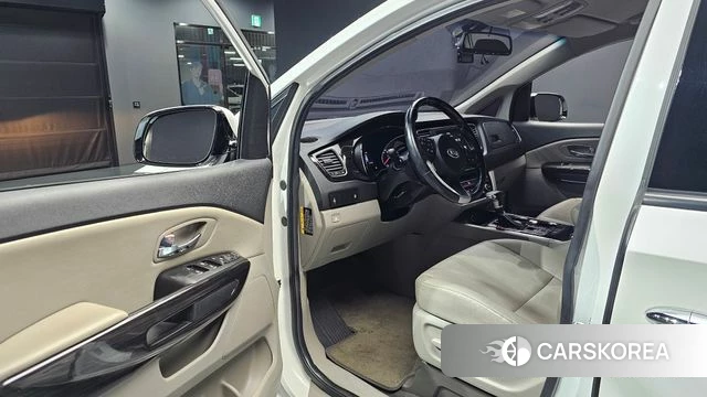 Kia The New Carnival id 4434989 из Кореи 20