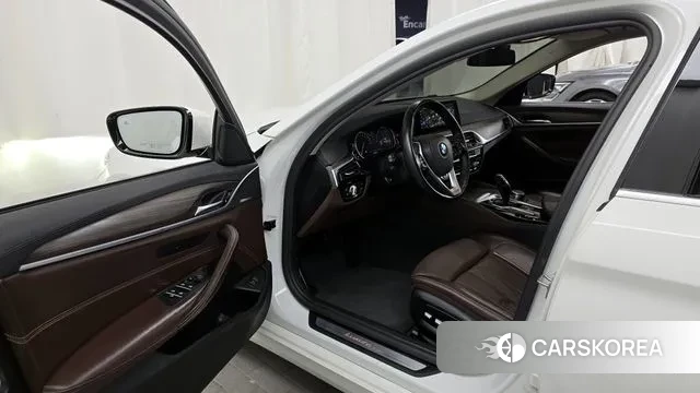 BMW 5 Series (G30) id 2971485 из Кореи 20