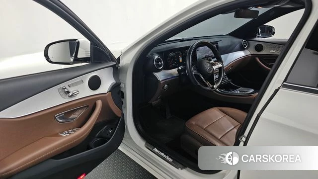 Mercedes-Benz E-Class W213 id 4614203 из Кореи 30