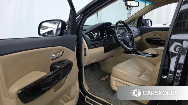 Kia The New Carnival id 4923733 из Кореи 33