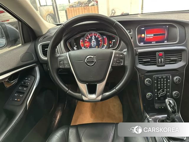 Volvo V40 id 4238313 из Китая 11