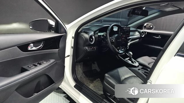 Kia The New K3 2nd generation id 3916070 из Кореи 20