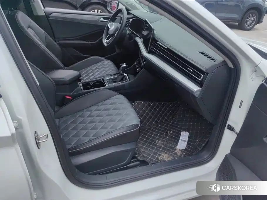 Volkswagen Sagitar id 4559784 из Китая 16