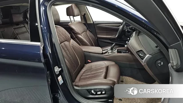 BMW 5 Series (G30) id 3772200 из Кореи 20