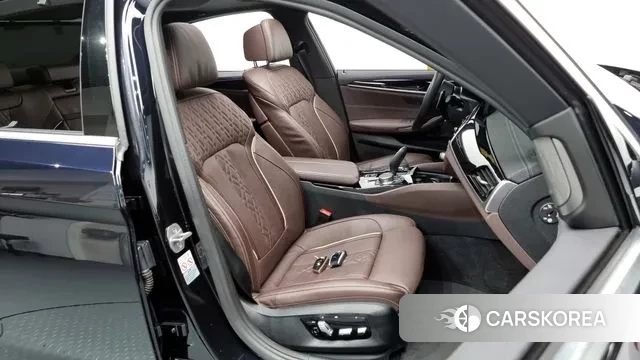 BMW 5 Series (G30) id 2964591 из Кореи 20