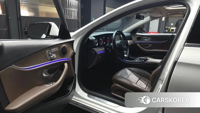 Mercedes-Benz E-Class W213 id 3846065 из Кореи 20