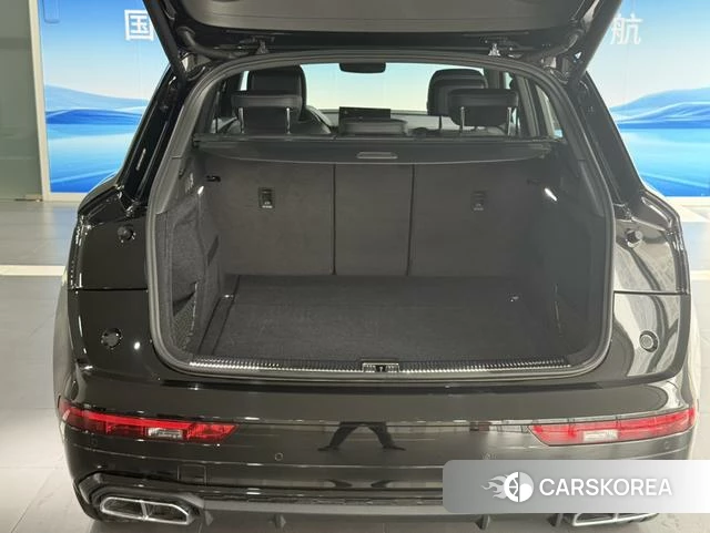 Audi Q5L id 4256992 из Китая 27