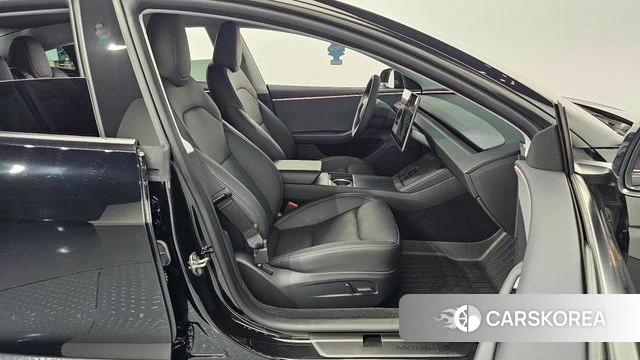 Tesla Model 3 id 4590379 из Кореи 33