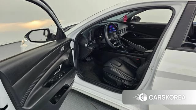 Hyundai Avante Hybrid (CN7) id 4917102 из Кореи 31