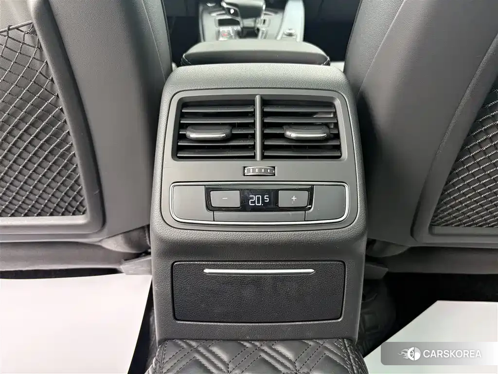 Audi A4L id 4589261 из Китая 20