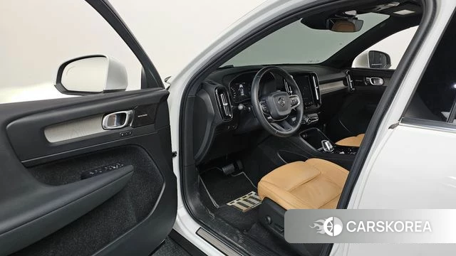 Volvo XC40 id 4188139 из Кореи 39