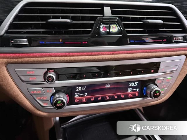 BMW 7 Series (G11) id 3892268 из Кореи 11