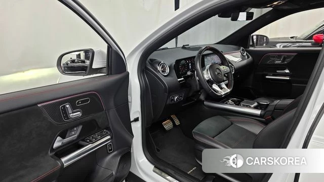 Mercedes-Benz GLA - Class H247 id 4382240 из Кореи 33