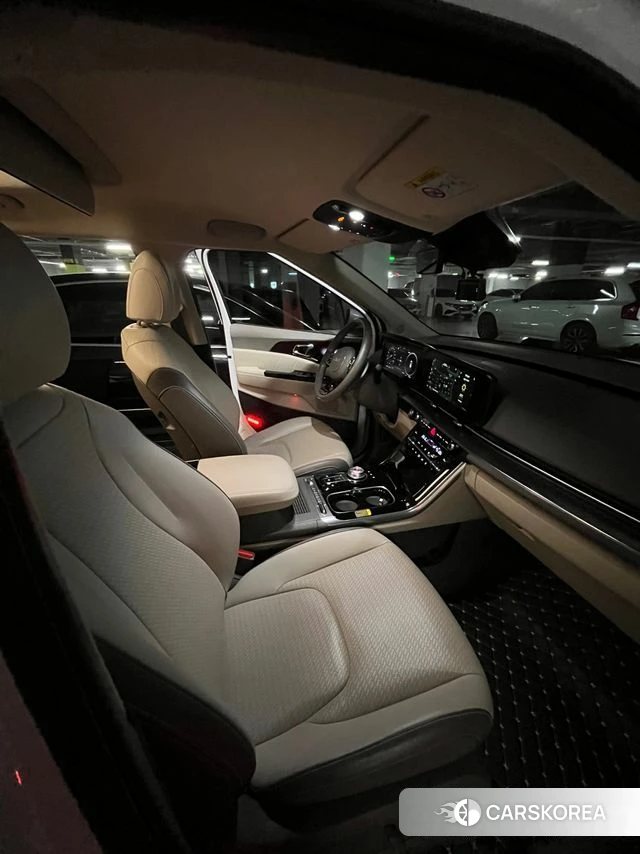 Kia Carnival 4th generation id 4231650 из Кореи 20