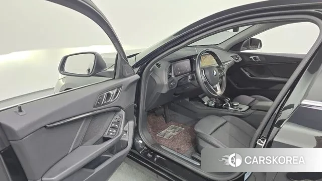 BMW 1 Series (F40) id 3241310 из Кореи 20