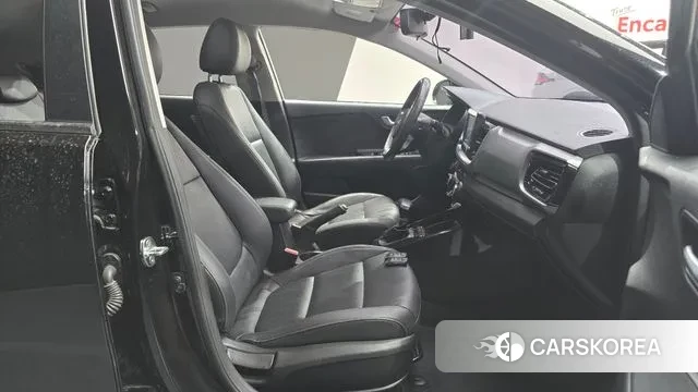 Kia Stonic id 3553012 из Кореи 20