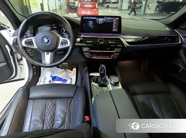 BMW 5 Series (G30) id 3427515 из Кореи 20