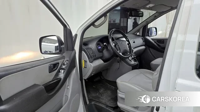 Hyundai The New Grand Starex id 3509821 из Кореи 20