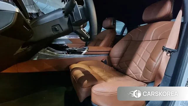 BMW 7 Series (G70) id 3393861 из Кореи 20