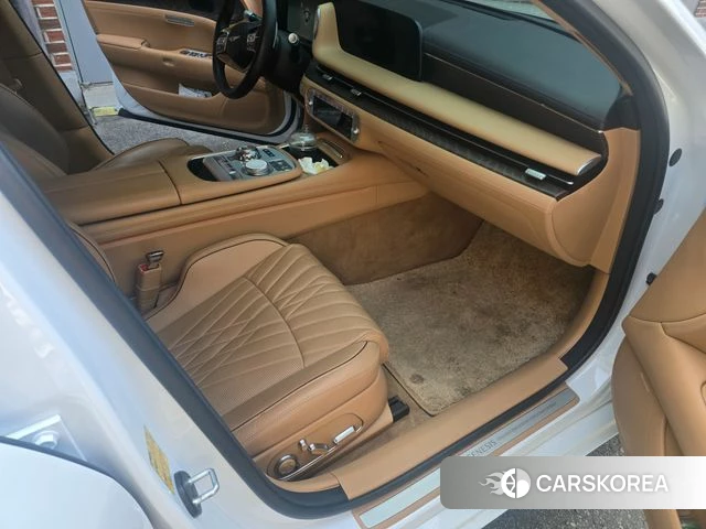 Genesis G90 (RS4) id 3841736 из Кореи 16