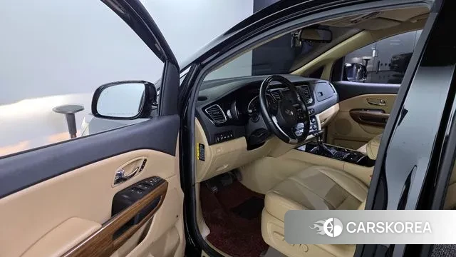 Kia All New Carnival id 3369035 из Кореи 20