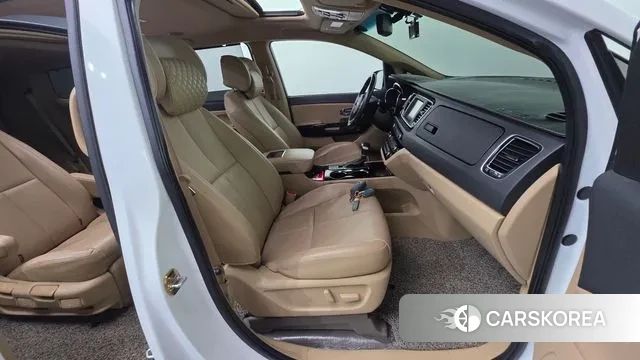 Kia The New Carnival id 3748297 из Кореи 20