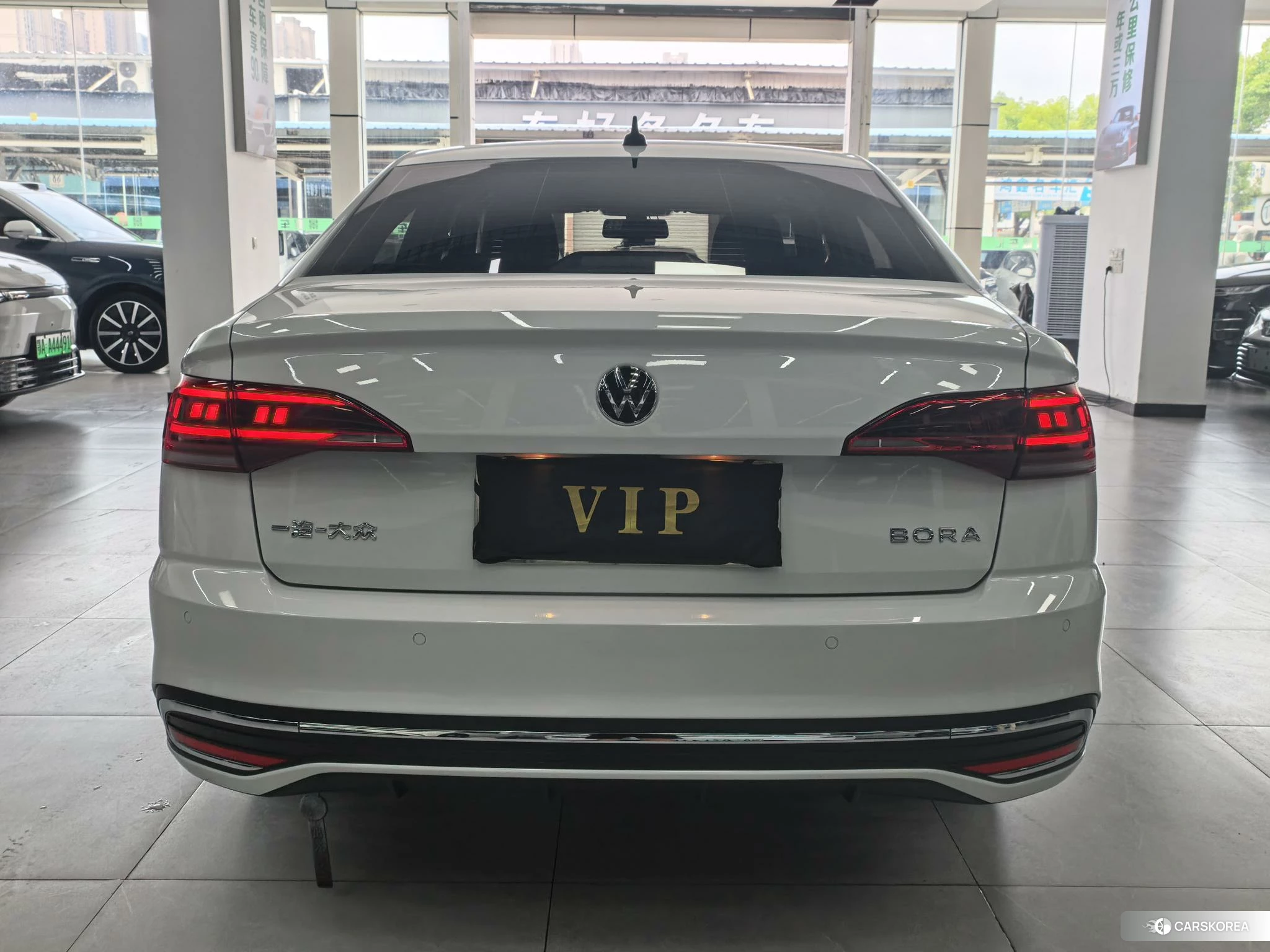Volkswagen Bora id 4513564 из Китая 13