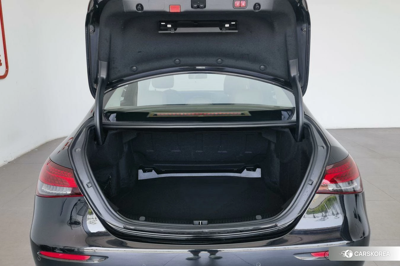 Mercedes-Benz E-Class id 4513632 из Китая 24