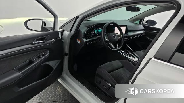 Volkswagen Golf 8th Generation id 4928700 из Кореи 20