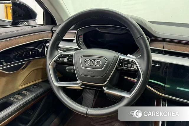 Audi A8 id 4263910 из Китая 17
