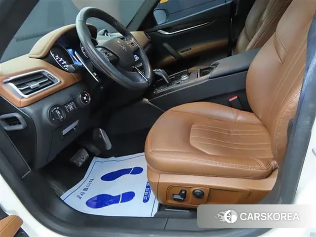 Maserati Ghibli id 3324556 из Кореи 20