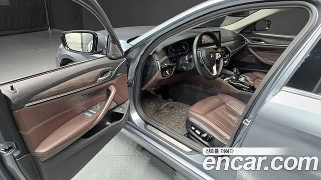 BMW 5 Series (G30) id 2880790 из Кореи 20