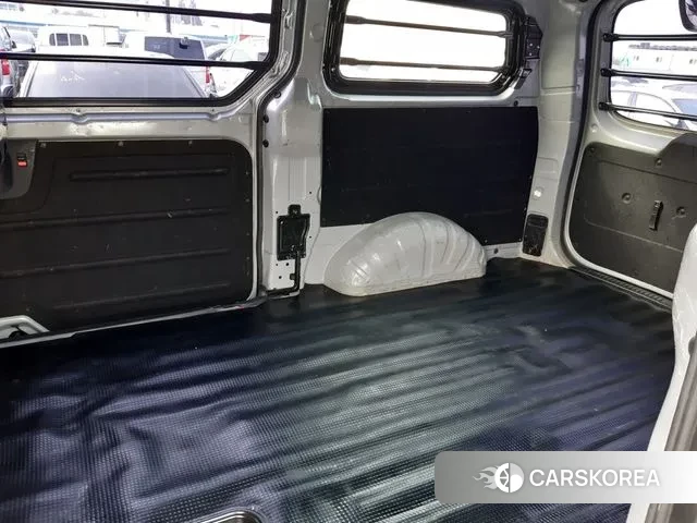 Hyundai The New Grand Starex id 3339471 из Кореи 10