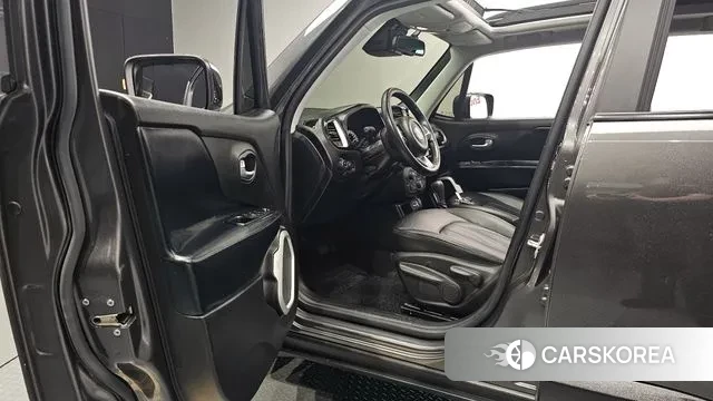 Jeep Renegade id 2966471 из Кореи 20