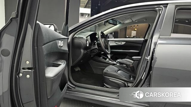 Kia The New K3 2nd generation id 3831971 из Кореи 20