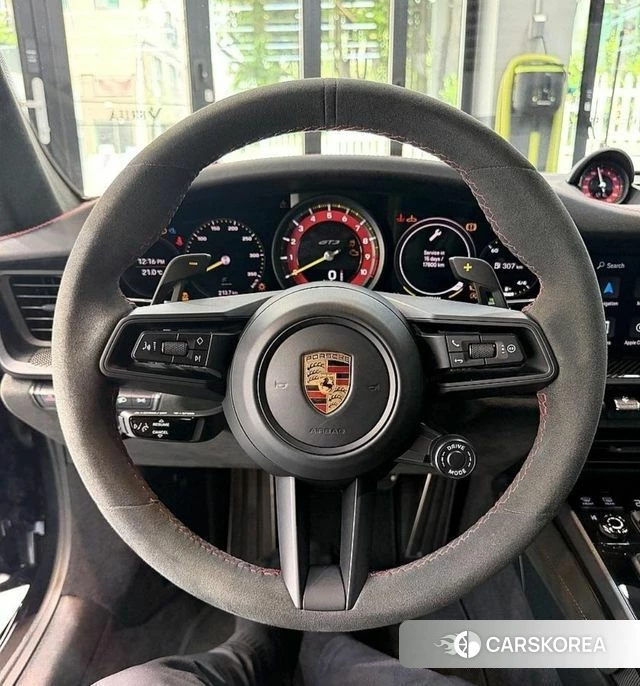 Porsche 911(992) id 4511393 из Кореи 18