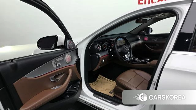 Mercedes-Benz E-Class W213 id 4435783 из Кореи 34