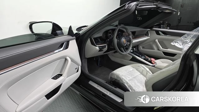 Porsche 911(992) id 4645242 из Кореи 20
