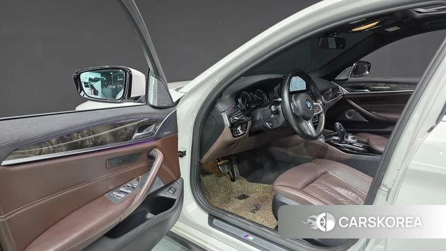 BMW 5 Series (G30) id 4246161 из Кореи 20