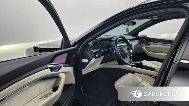 Audi e-Tron id 3800757 из Кореи 20